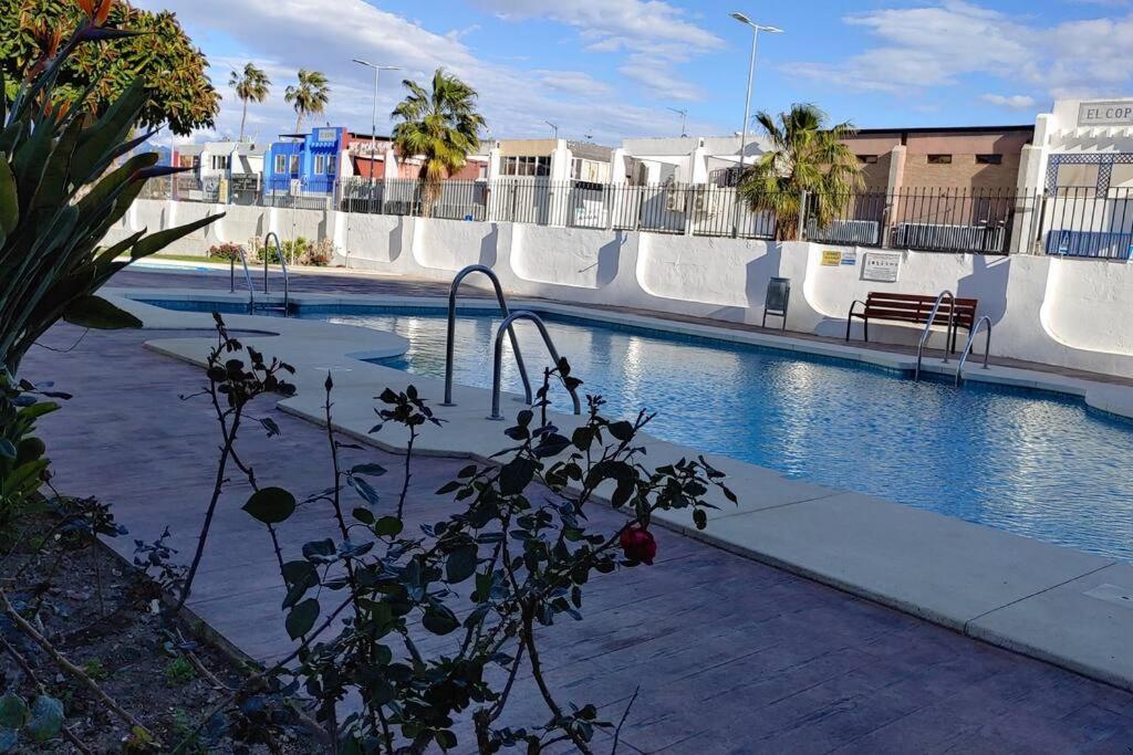 Precioso Apartamento Frente A La Playa Torre Del Mar Eksteriør bilde