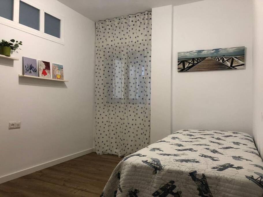 Precioso Apartamento Frente A La Playa Torre Del Mar Eksteriør bilde