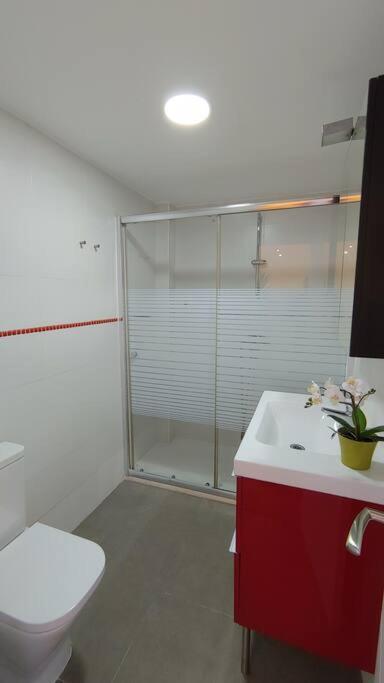 Precioso Apartamento Frente A La Playa Torre Del Mar Eksteriør bilde