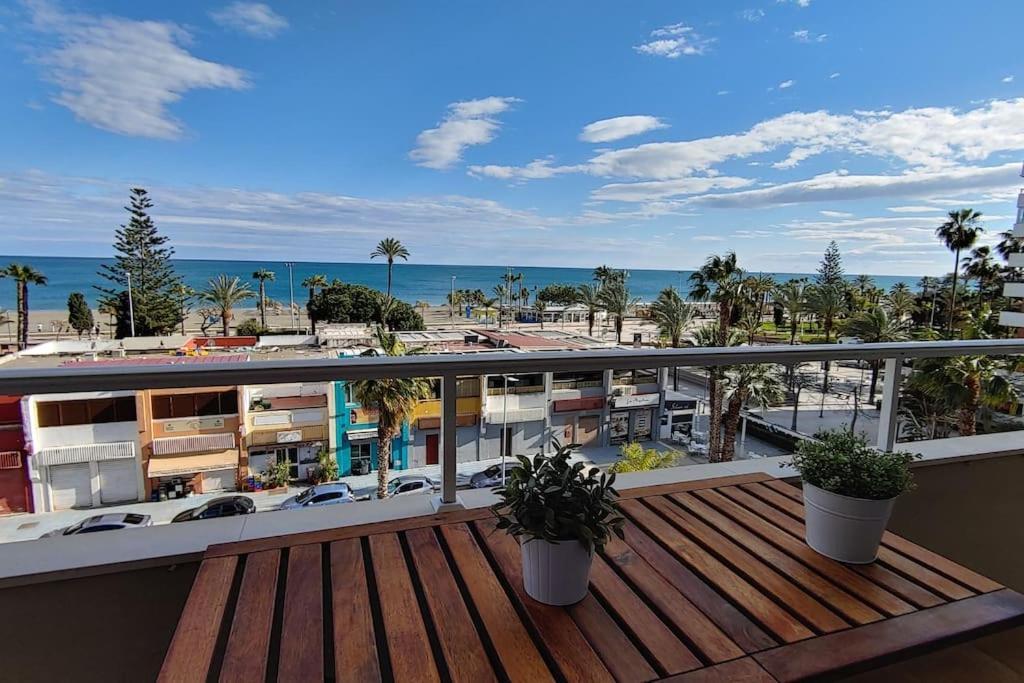 Precioso Apartamento Frente A La Playa Torre Del Mar Eksteriør bilde