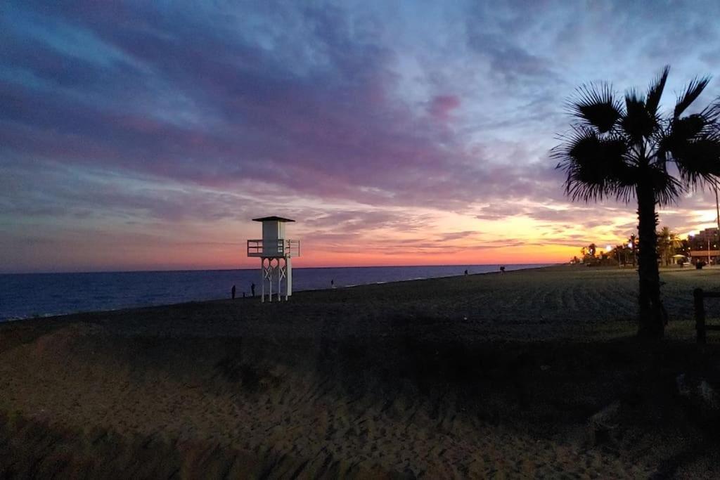 Precioso Apartamento Frente A La Playa Torre Del Mar Eksteriør bilde