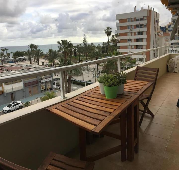 Precioso Apartamento Frente A La Playa Torre Del Mar Eksteriør bilde