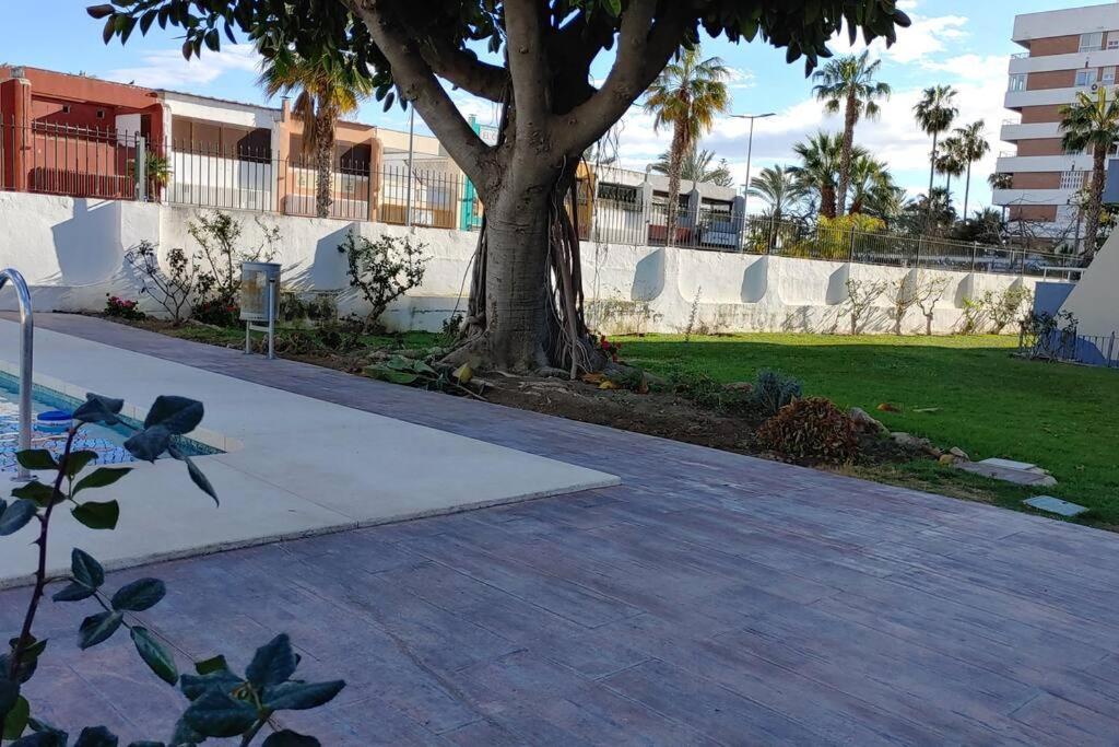 Precioso Apartamento Frente A La Playa Torre Del Mar Eksteriør bilde