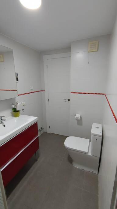 Precioso Apartamento Frente A La Playa Torre Del Mar Eksteriør bilde